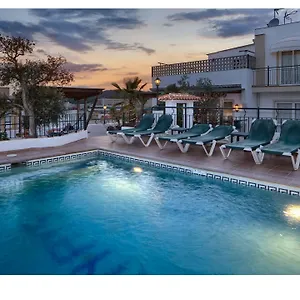 ** Hotel Ninays Espagne